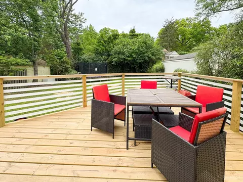 Exterior - 6982 Grace Ave, Mariemont, OH 45227 photo 5 of 10