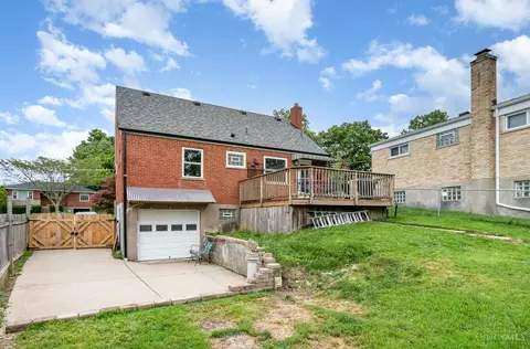 Exterior - 311 Anders Ct, Cincinnati, OH 45238 photo 2 of 3