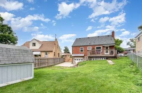 Exterior - 311 Anders Ct, Cincinnati, OH 45238 photo 3 of 3