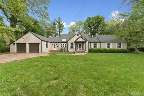 308 Oxford Ave, Terrace Park, OH 45174