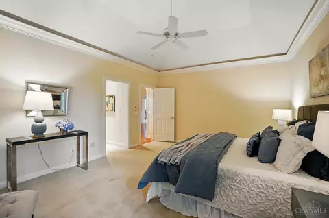 Bedroom - 1060 River Forest Dr, Hamilton Township, OH 45039 photo 2 of 11