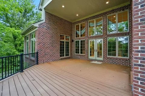 Exterior - 1060 River Forest Dr, Hamilton Township, OH 45039 photo 11 of 12