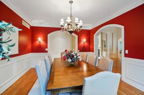 Dining - 1060 River Forest Dr, Hamilton Township, OH 45039 photo 2 of 2