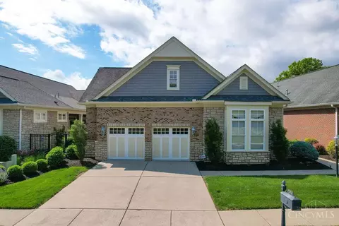 7154 Harbour Town Dr, West Chester, OH 45069