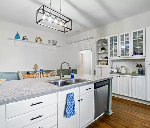 Kitchen - 3641 Darwin Ave, Cheviot, OH 45211 photo 4 of 5