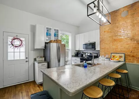 Kitchen - 3641 Darwin Ave, Cheviot, OH 45211 photo 2 of 5