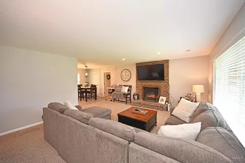 3481 Lakeview Dr, Pierce Twp, OH 45102 photo 6