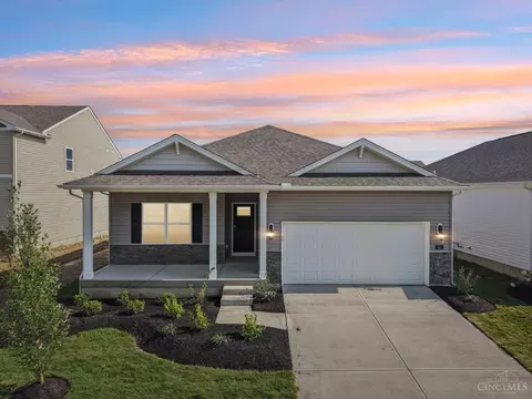 41 Great Horned Dr, Oxford, OH 45056