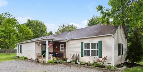 438 East St, Bethel, OH 45106