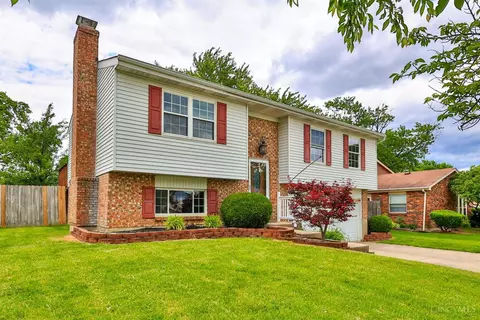 2470 Hazelcrest Ln, Cincinnati, OH 45231