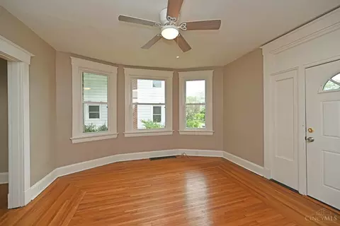 Living - 7428 Werner Ave, Mount Healthy, OH 45231 photo 4 of 4