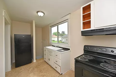 Kitchen - 7428 Werner Ave, Mount Healthy, OH 45231 photo 3 of 4
