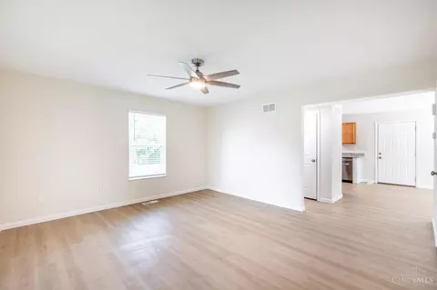 1402 Regent Ave, Cincinnati, OH 45237 photo 5