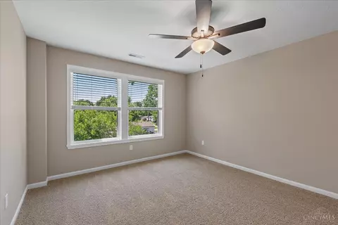Bedroom - 547 Tradition Rdg, Cincinnati, OH 45245 photo 1 of 4