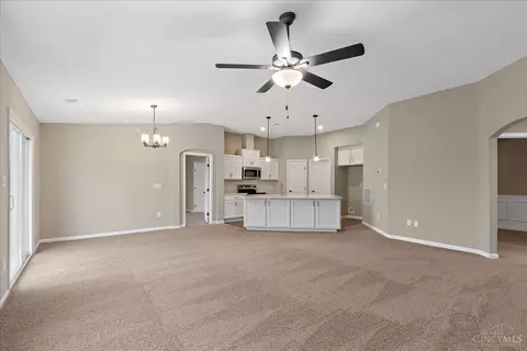 Living - 547 Tradition Rdg, Cincinnati, OH 45245 photo 3 of 4