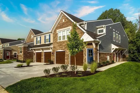 551 Tradition Rdg, Cincinnati, OH 45245