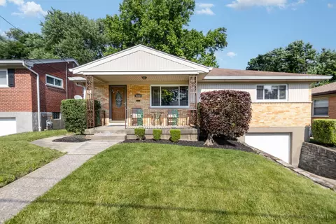 2450 Lourdes Ln, Cincinnati, OH 45238