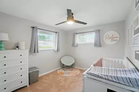 Bedroom - 802 Serben Dr, Cincinnati, OH 45233 photo 4 of 5