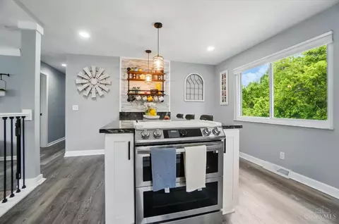 Kitchen - 802 Serben Dr, Cincinnati, OH 45233 photo 5 of 6