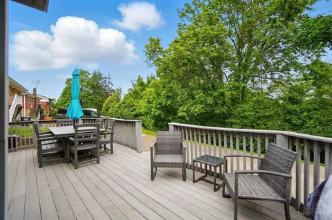 Exterior - 802 Serben Dr, Cincinnati, OH 45233 photo 12 of 13