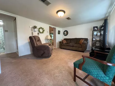 209 Orchard Cir, Blanchester, OH 45107 photo 7