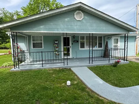 209 Orchard Cir, Blanchester, OH 45107