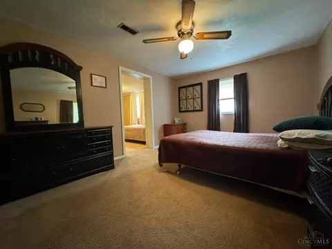 209 Orchard Cir, Blanchester, OH 45107 photo 16
