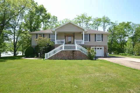 633 Robins Way, Ripley, OH 45167