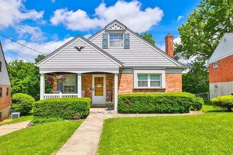5757 Glow Ct, Cincinnati, OH 45238