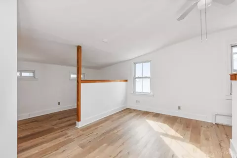 Living - 2175 Sohn St, Cincinnati, OH 45219 photo 4 of 4