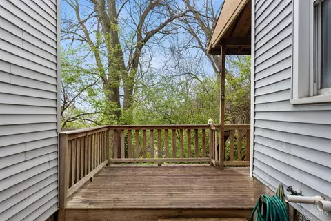 Exterior - 2175 Sohn St, Cincinnati, OH 45219 photo 1 of 4