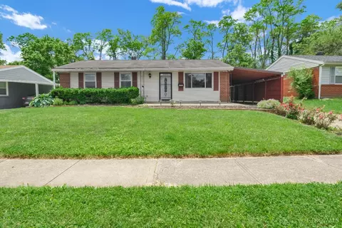 2047 Bluehill Dr, Cincinnati, OH 45240