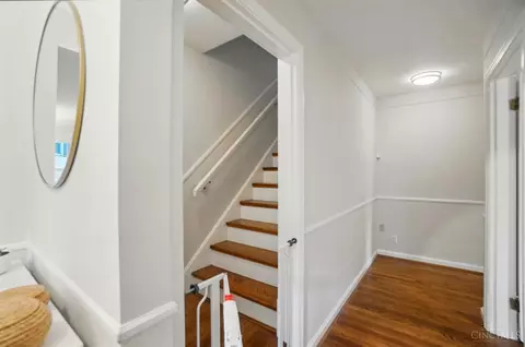 Entry Way - 6033 St Regis Dr, Cincinnati, OH 45236 photo 5 of 9