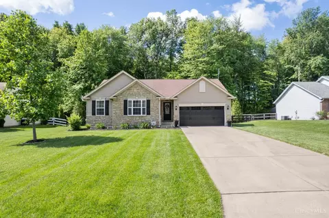 2025 Wood Brook Dr, Amelia, OH 45102