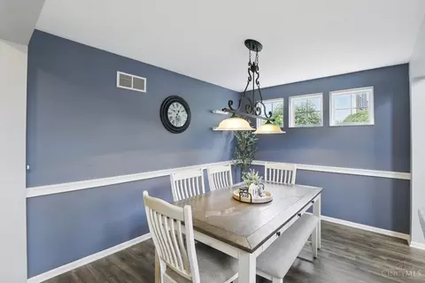 701 Regent Rd, Cincinnati, OH 45245 photo 9