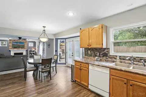 701 Regent Rd, Cincinnati, OH 45245 photo 13