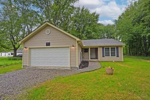 5877 Rose Ln, Milford, OH 45150