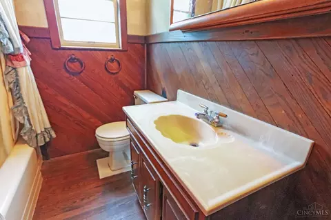 Bath - 738 Clough Pike, Cincinnati, OH 45245 photo 1 of 1