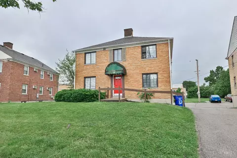 14 Victory Dr, Hamilton, OH 45013