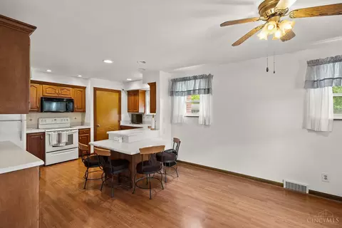 4997 Foley Rd, Cincinnati, OH 45238 photo 8