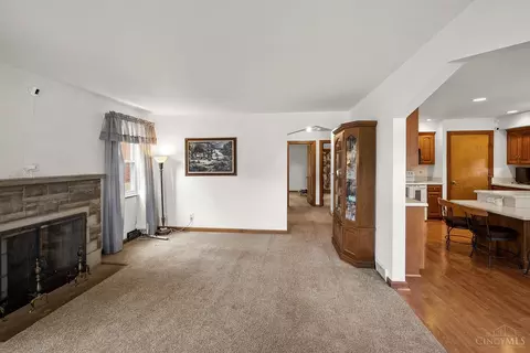 4997 Foley Rd, Cincinnati, OH 45238 photo 4
