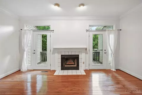 1027 Windsor St, Cincinnati, OH 45206 photo 5