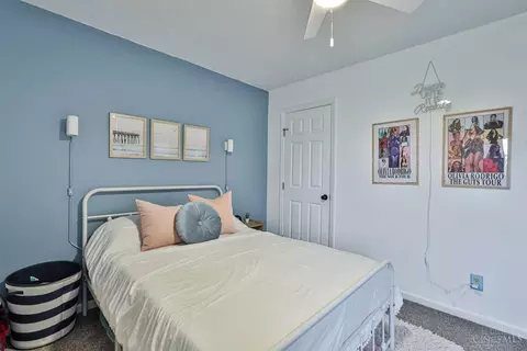Bedroom - 4155 Cannon Gate Dr, Cincinnati, OH 45245 photo 5 of 7