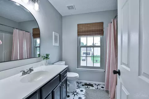 Bath - 4155 Cannon Gate Dr, Cincinnati, OH 45245 photo 5 of 5