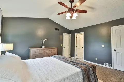Bedroom - 4155 Cannon Gate Dr, Cincinnati, OH 45245 photo 3 of 7