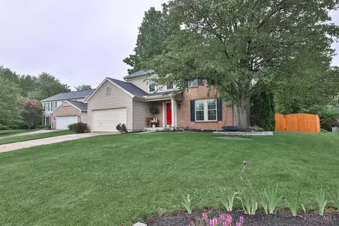 Exterior - 4155 Cannon Gate Dr, Cincinnati, OH 45245 photo 2 of 9