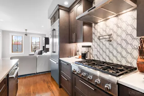 Kitchen - 1333 Pendleton St, Cincinnati, OH 45202 photo 5 of 7