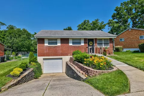 3267 Harmony Ln, Cincinnati, OH 45248