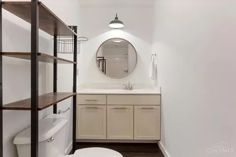 Bath - 1207 Vine St, Cincinnati, OH 45202 photo 2 of 3