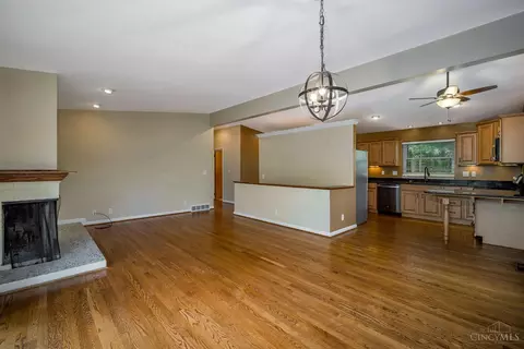 9960 Daly Rd, Cincinnati, OH 45231 photo 11